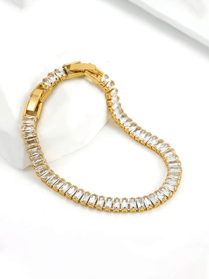 Náramek s říční hůlkou